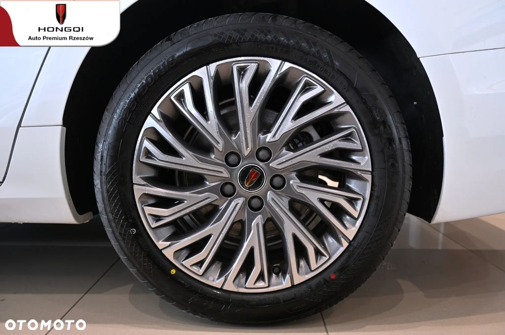 Hongqi H5 2.0T Deluxe - 22