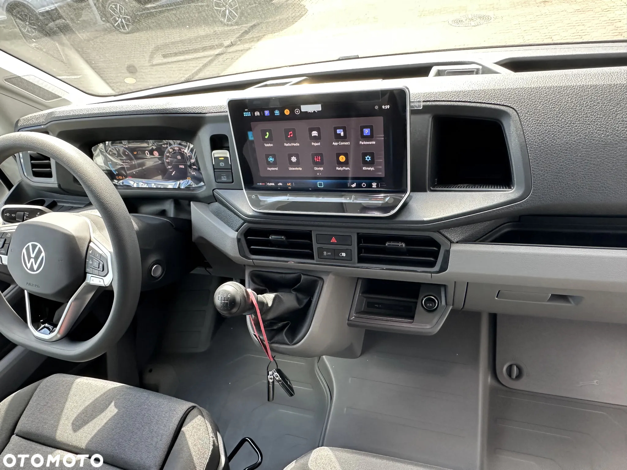 Volkswagen Crafter - 13