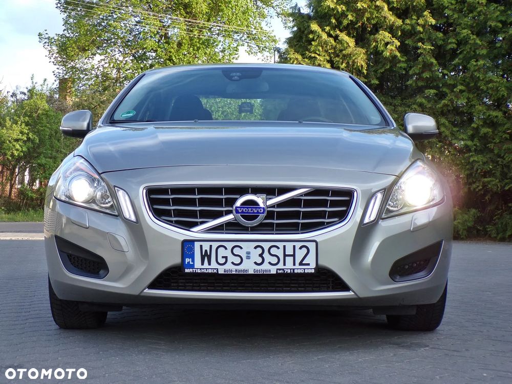 Volvo S60 D4 Summum - 6