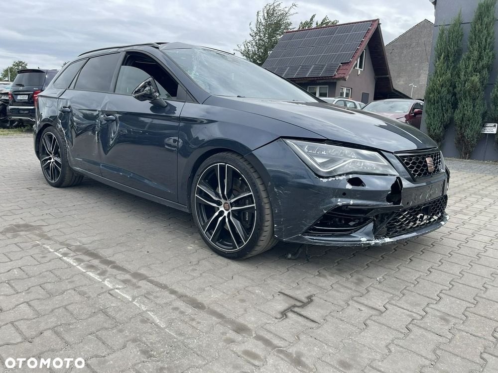 Seat Leon Sportstourer 2.0 TSI 4Drive OPF DSG Cupra - 3