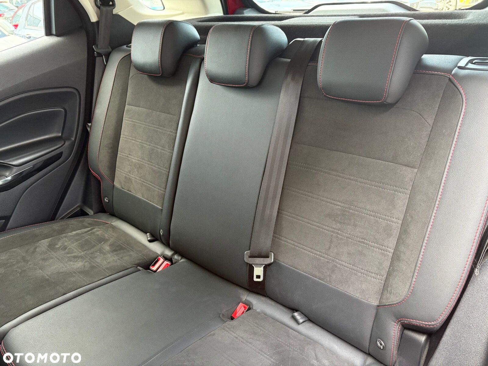 Ford EcoSport 1.0 EcoBoost ST-Line Black ASS - 13