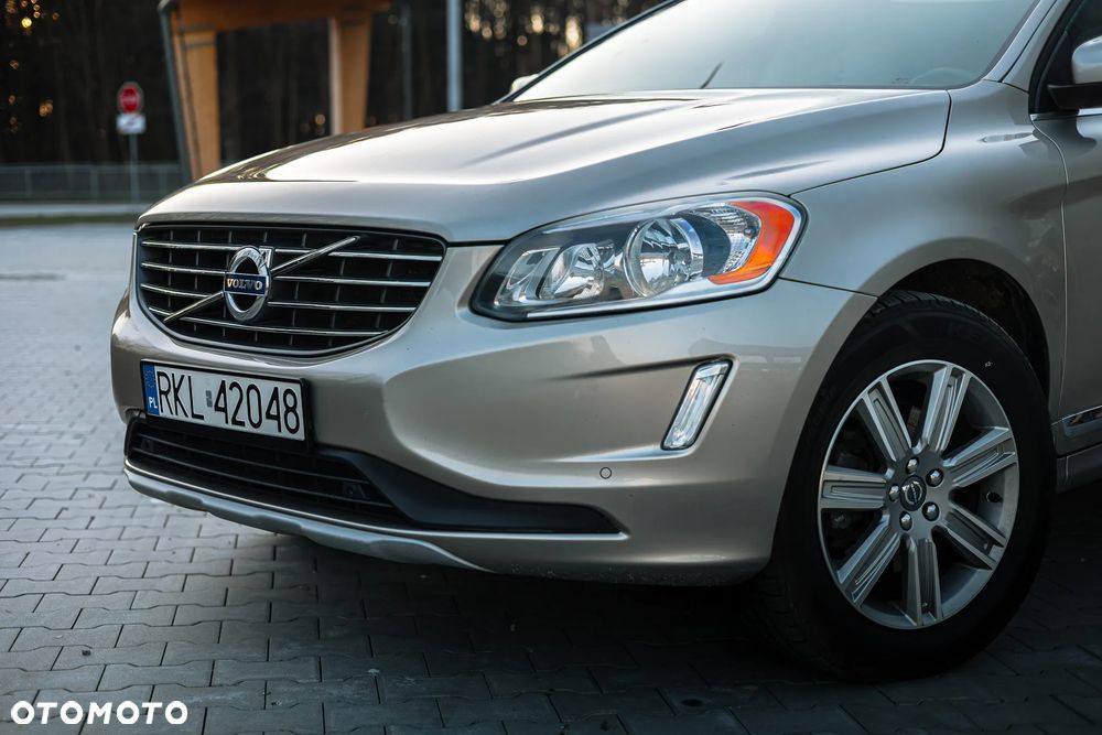 Volvo XC 60 T6 AWD Drive-E Momentum - 12