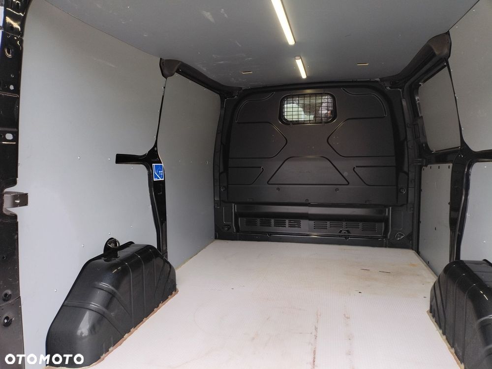 Ford Transit Custom - 12