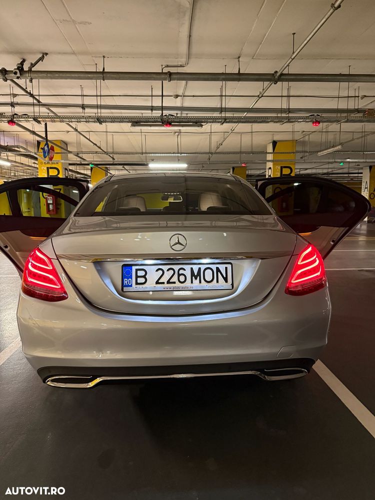 Mercedes-Benz C - 3