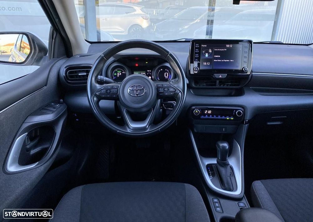 Toyota Yaris 1.5 HSD Exclusive - 11