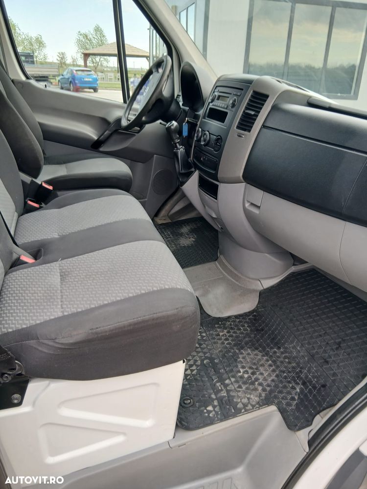 Volkswagen Crafter - 10