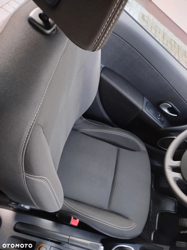 Renault Clio 1.2 16V Dynamique - 30