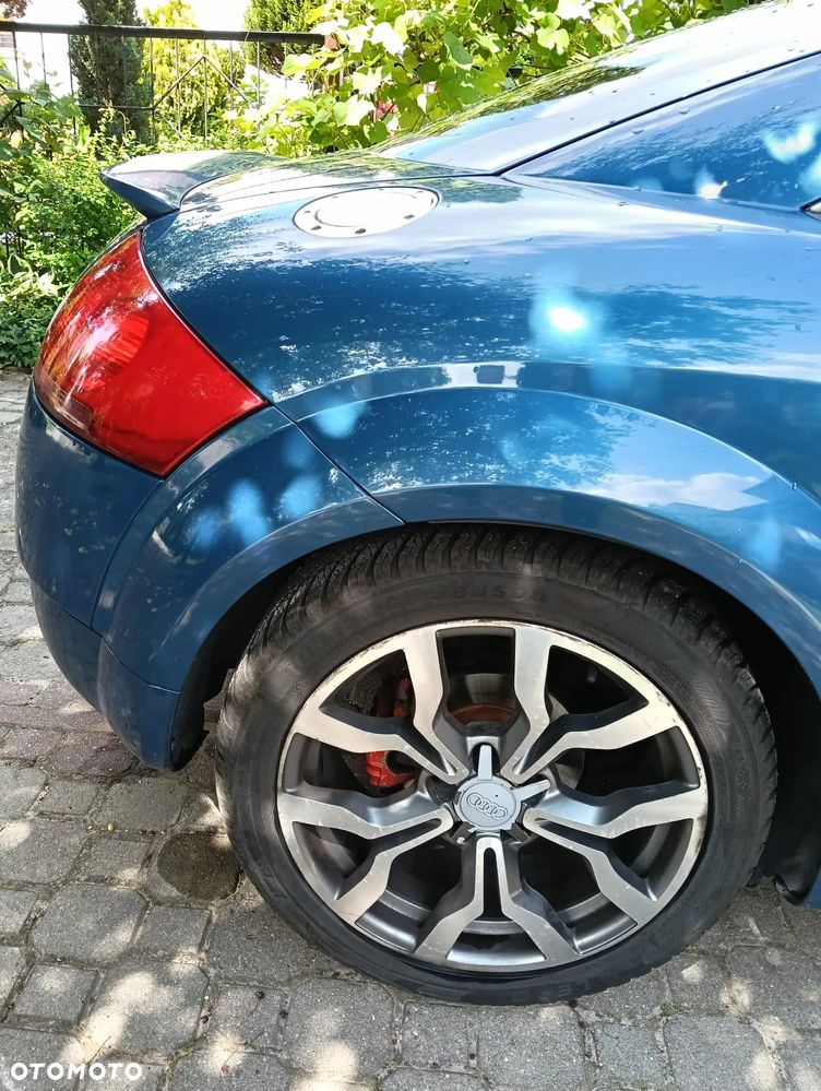 Audi TT Coupé 1.8T - 8