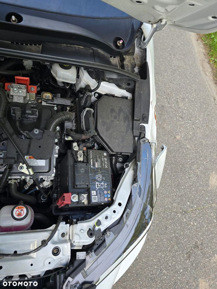Toyota Corolla 1.8 Hybrid Comfort - 23