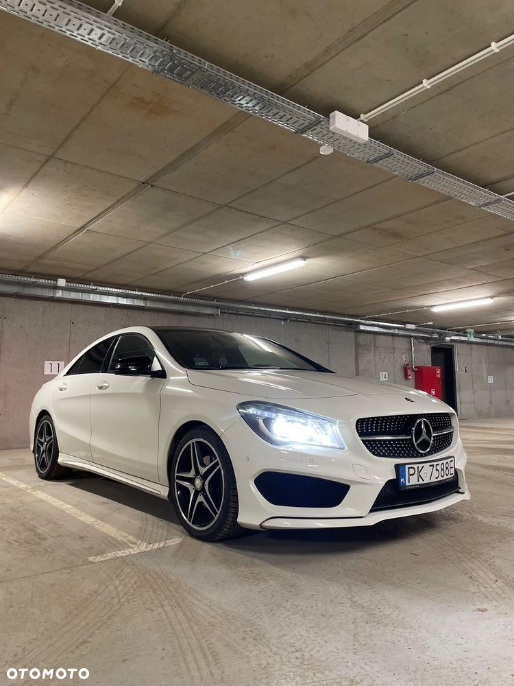 Mercedes-Benz CLA 200 7G-DCT AMG Line - 4