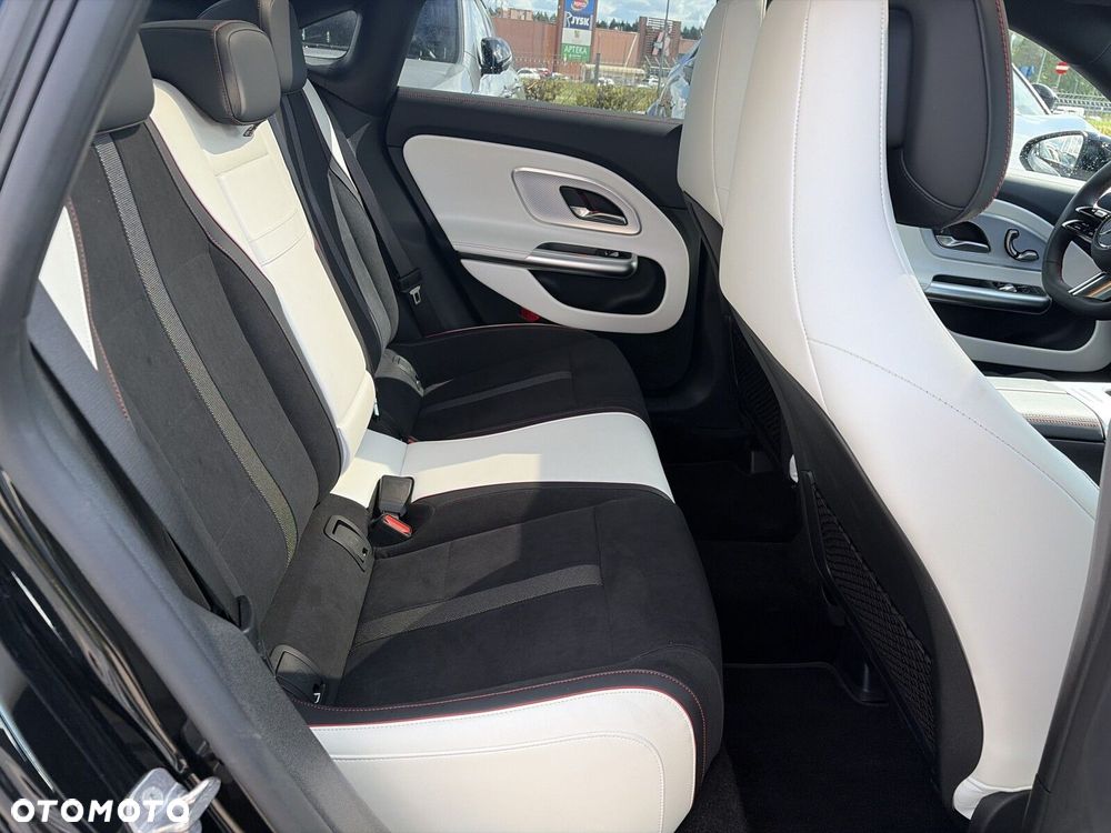 Mercedes-Benz CLA 200 mHEV 8G-DCT - 15