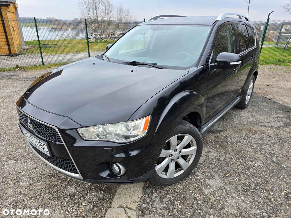 Mitsubishi Outlander 2.0 DID Intense + - 3