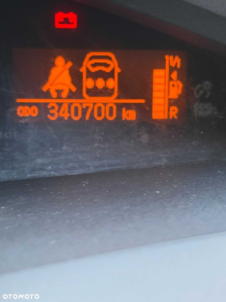 Toyota Verso - 5