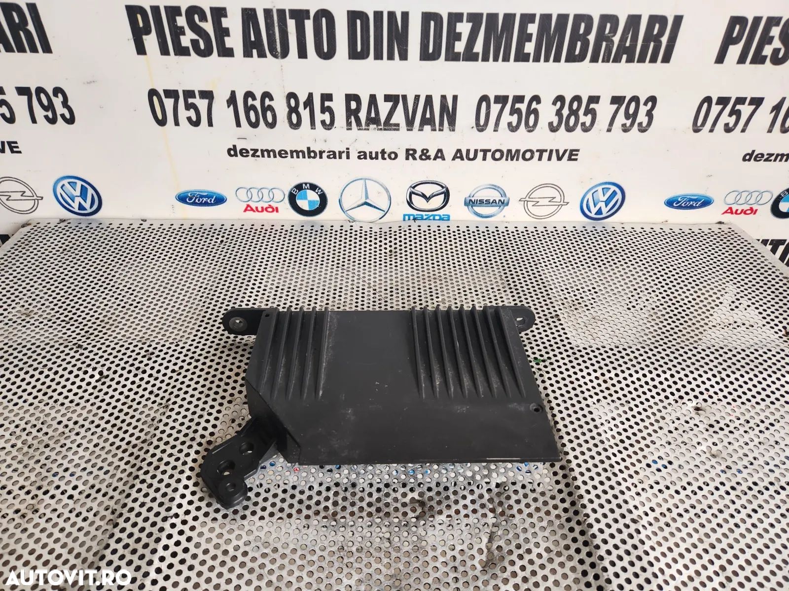 Amplificator Sunet Radio Volvo XC90 XC60 V90 Etc. An 2016-2017-2018-2019-2020-2021-2022-2023 Cod 32212303AA - Dezmembrari Arad * Factura Si Garantie *- Achizitionam Autoturisme/Piese Auto - 1