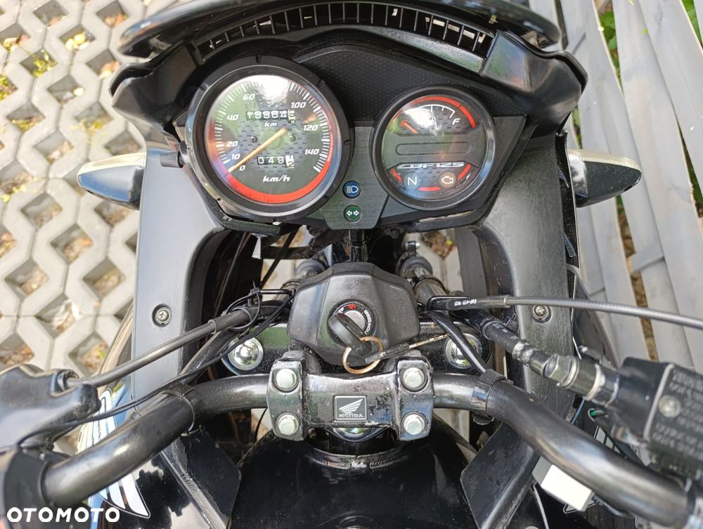 Honda CBF - 10