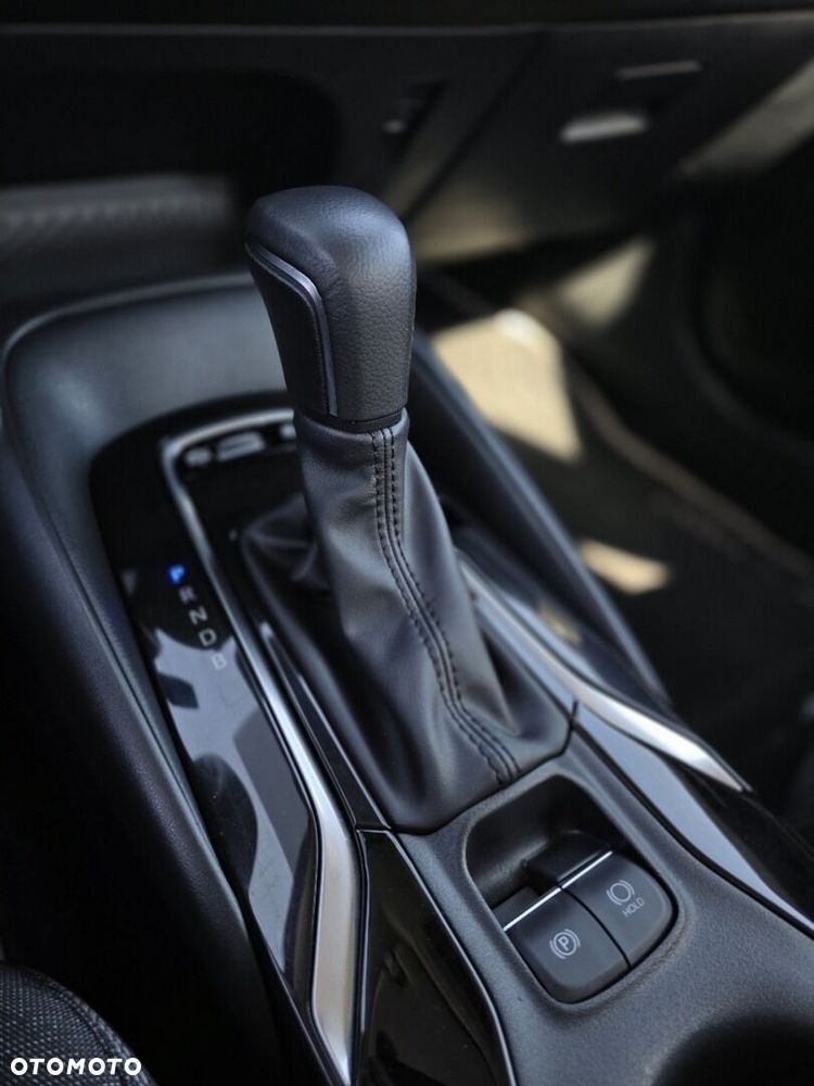 Toyota Corolla 1.8 Hybrid Comfort - 10
