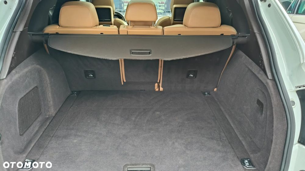 Porsche Cayenne Platinum Edition - 37