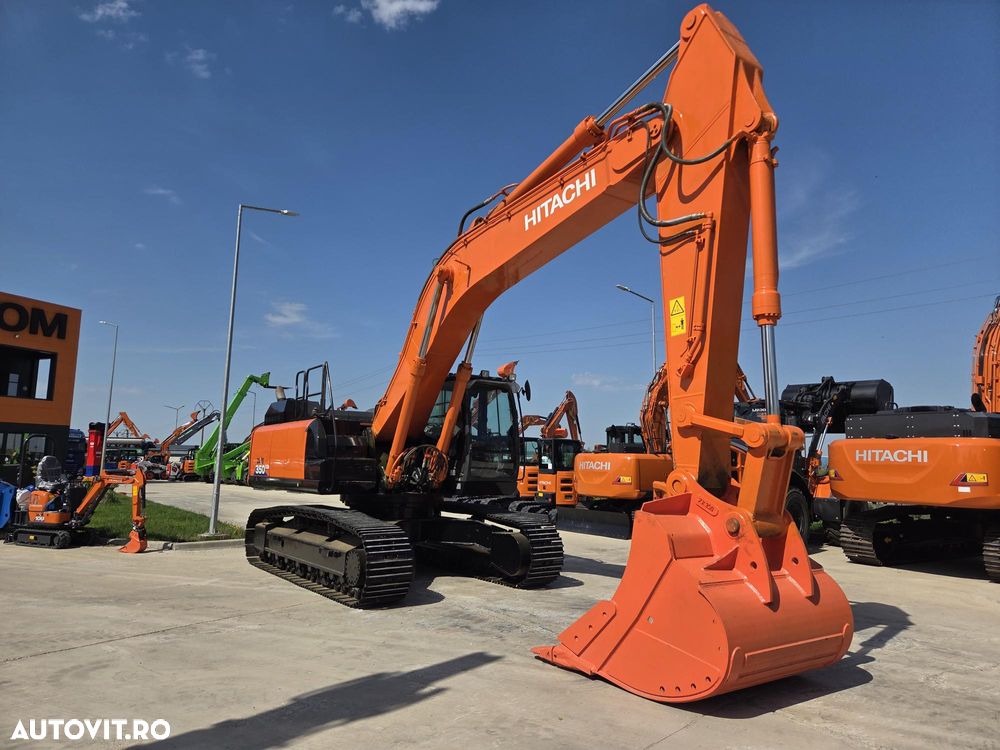 Hitachi ZX350LCN-6, 2020, 11.568h, cupa NOUA 2,2mc, 35,4 tone, Ad sapare 7,5m, latime 2,99m, lant 80% bun doar 900h deplasare, inst picon, inst rotire pe brate, camera spate si laterale, Isuzu, posibil leasing 4 ani-PROMOTIE 86.900 EUR+Tva - 6