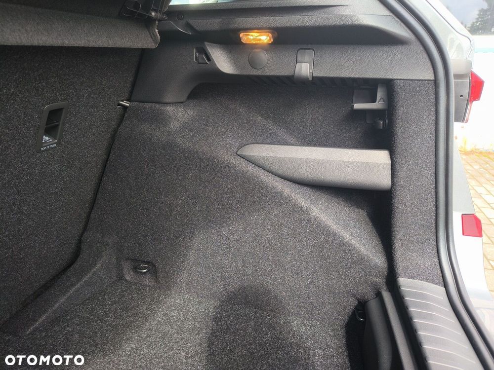 Skoda Kamiq 1.0 TSI Selection - 31