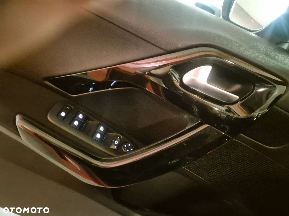 Peugeot 208 PureTech 110 Stop & Start Allure - 20