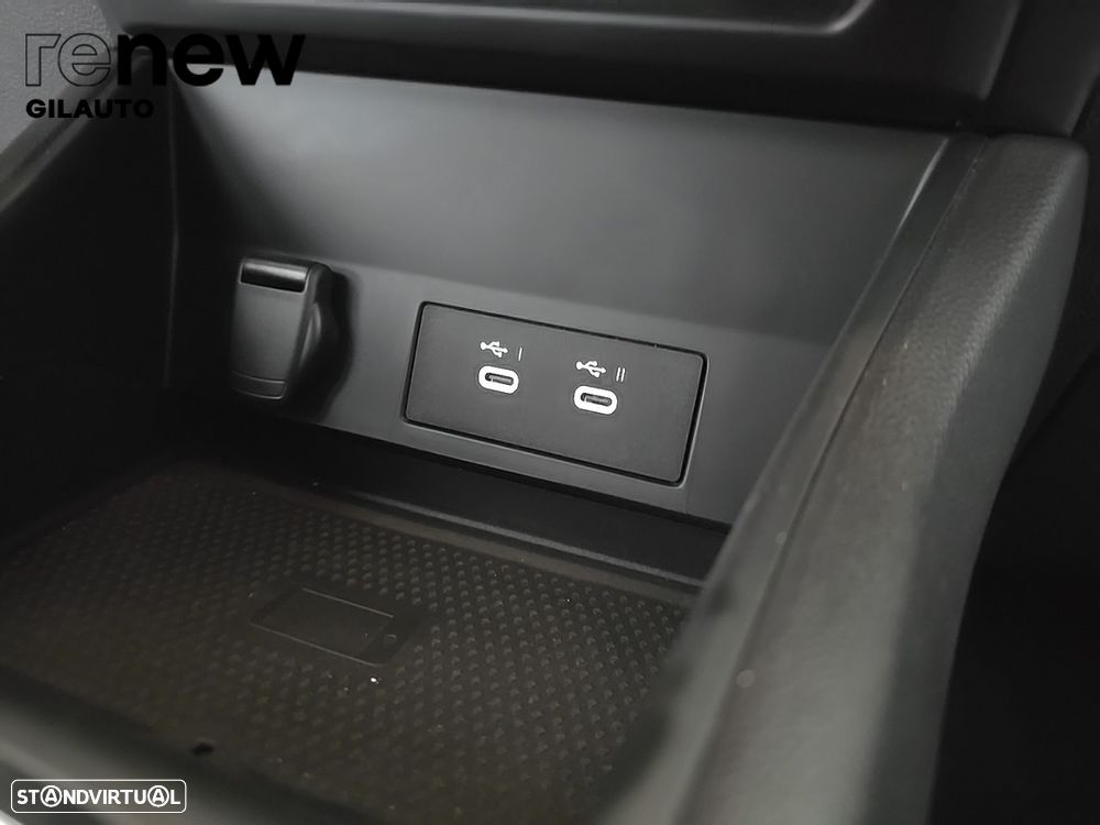 Renault Captur 1.0 TCe Equilibre Bi-Fuel - 26