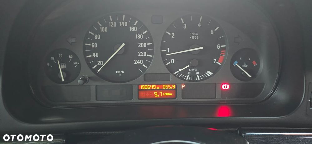 BMW Seria 5 - 15