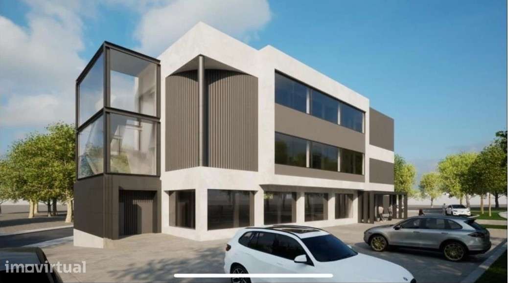 Espaço Comercial amplo para arrendar na ZI Castelo Maia - Grande imagem: 2/21