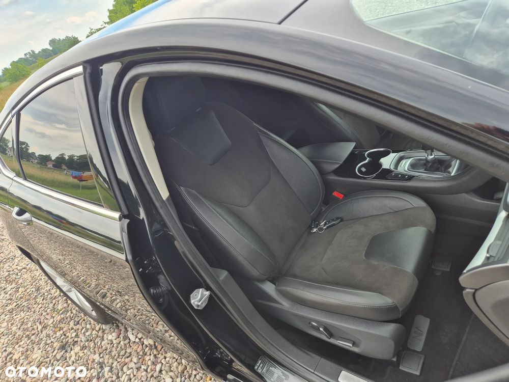 Ford Mondeo 2.0 TDCi STart-Stopp Titanium - 13