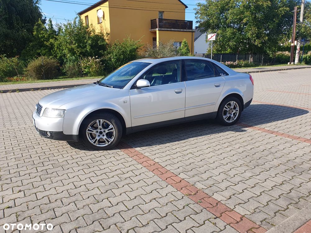 Audi A4 1.8T Quattro - 1