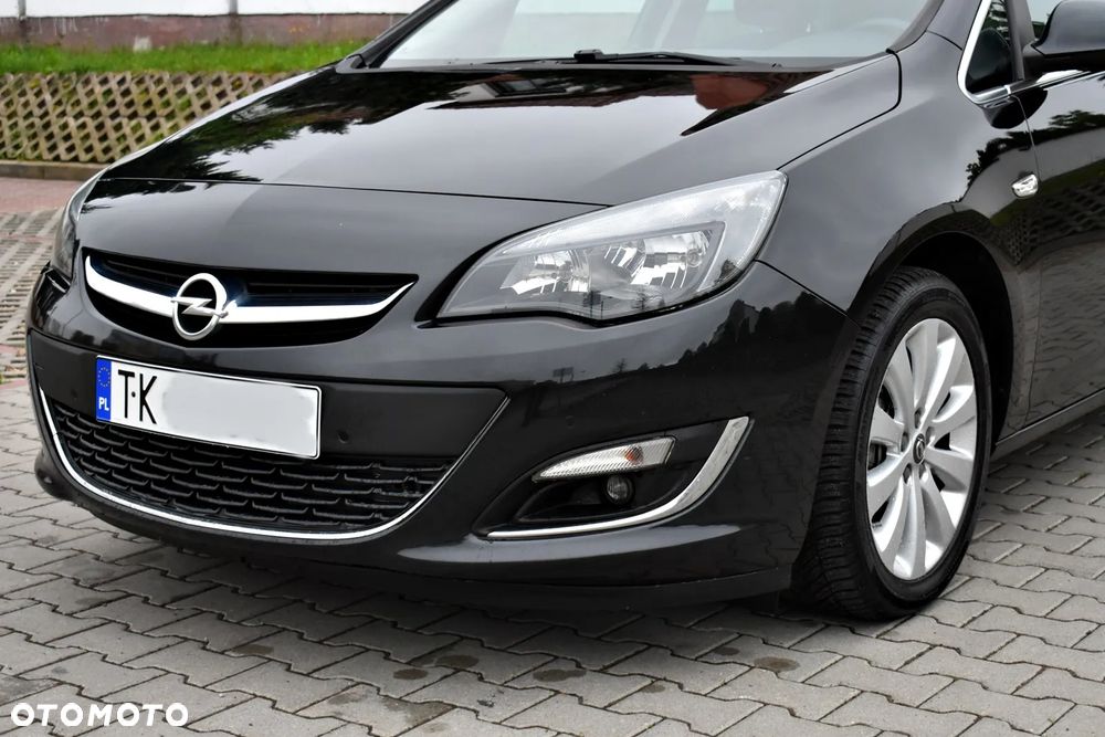 Opel Astra 1.4 Turbo Innovation - 17