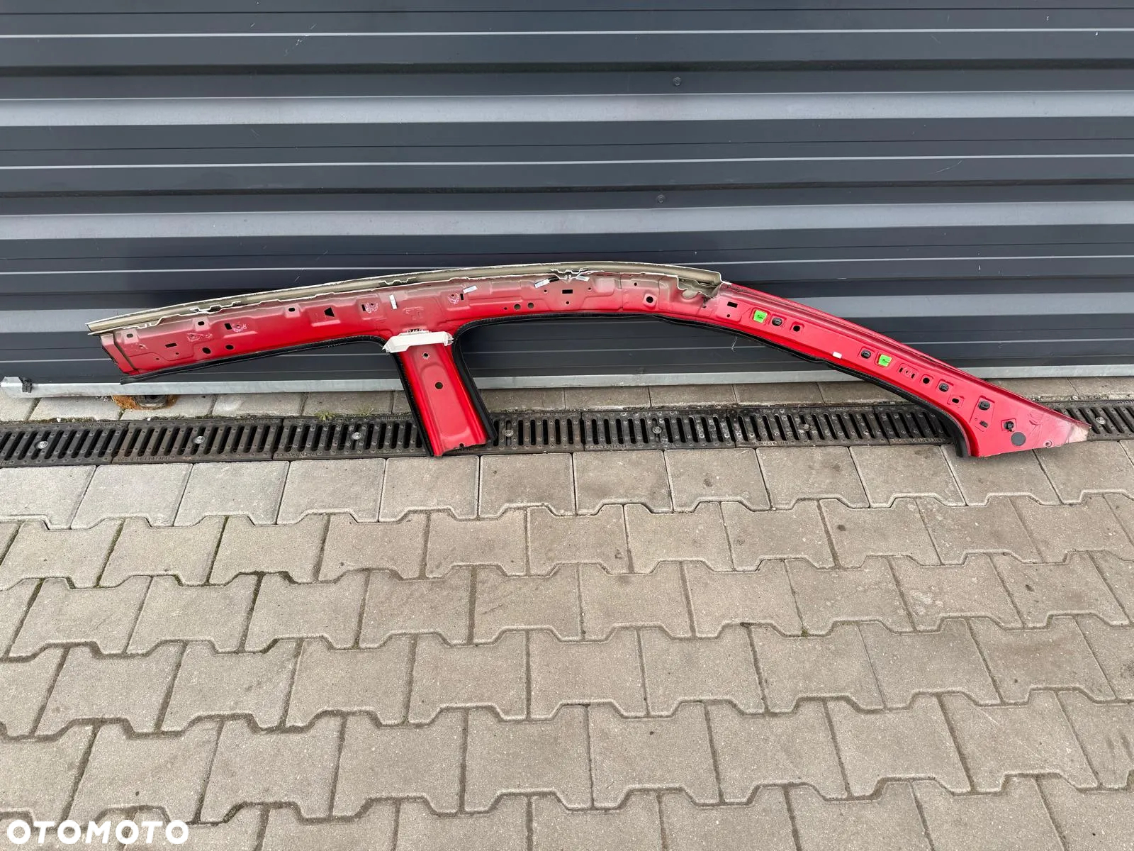 NISSAN QASHQAI II J11 13-20 SŁUPEK DACHOWY LEWY PRZÓD - 2
