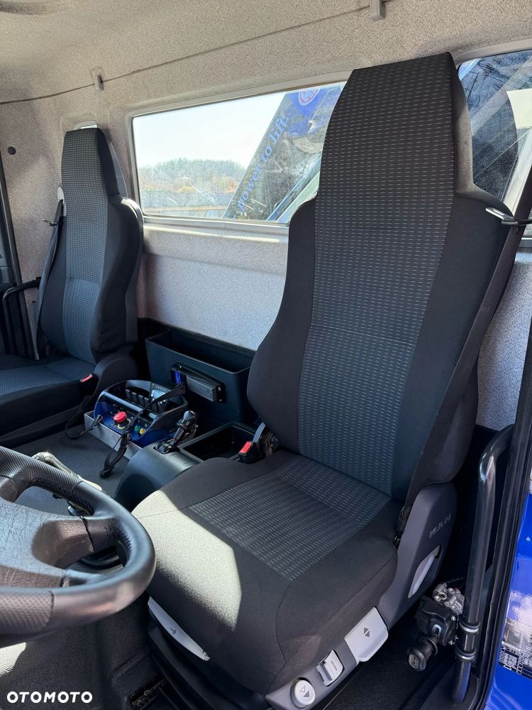 MAN TGM TGL TGS 18.250 // wywrotka // skrzynia // HDS HMF z pilotem // 4x2 // budowlanka // kiper wywrot żuraw dzwig kran crane - 36