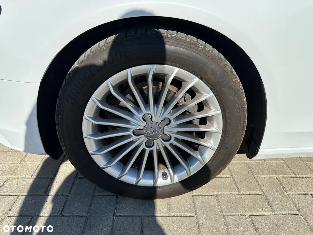 Audi A4 Avant - 31