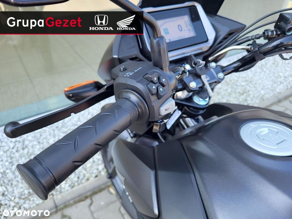 Honda CB - 8
