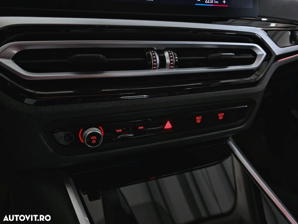 BMW Seria 3 318d Aut. - 30