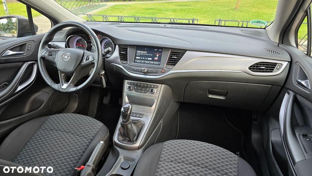 Opel Astra - 12