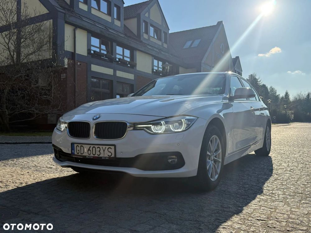BMW Seria 3 318i Advantage - 20