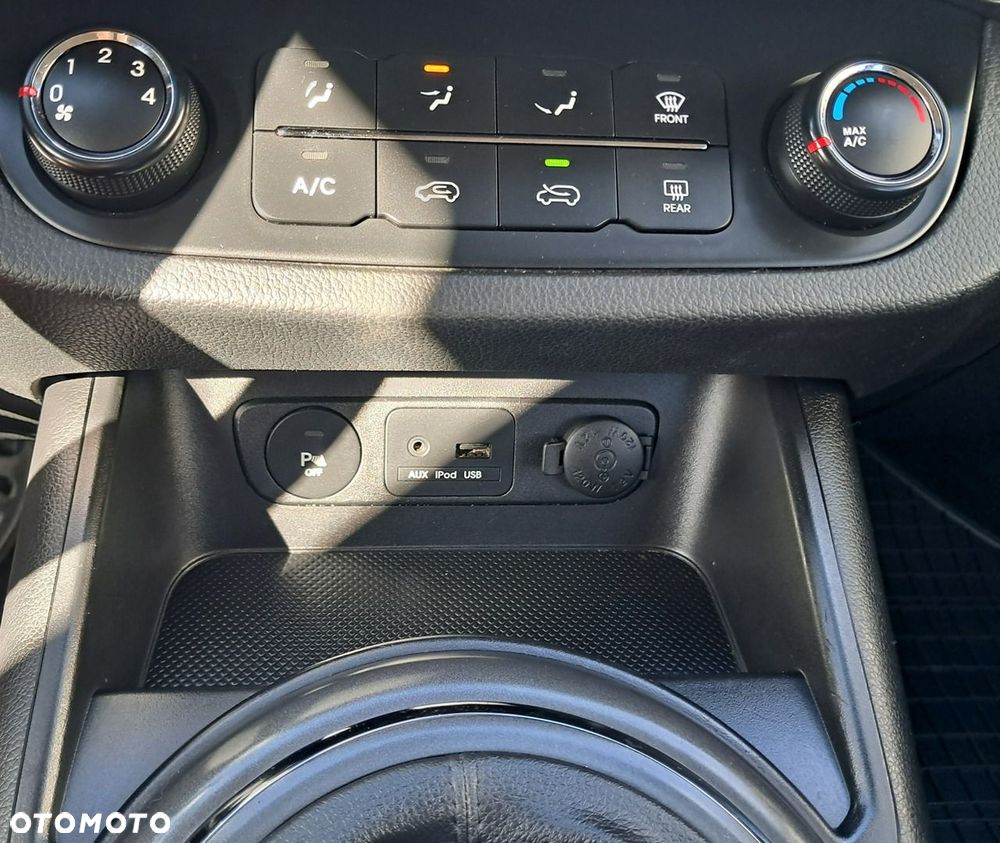 Kia Sportage - 17