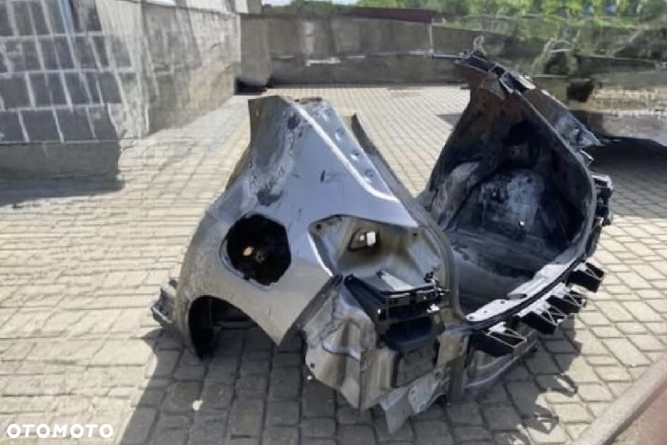 Opel Corsa F tył części karoserii - 2
