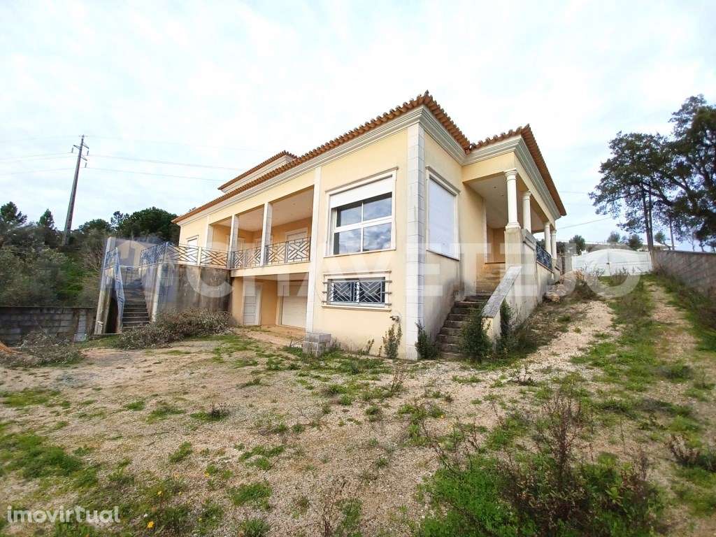 Moradia com garagem e logradouro a 5 km de Tomar. - Grande imagem: 5/55