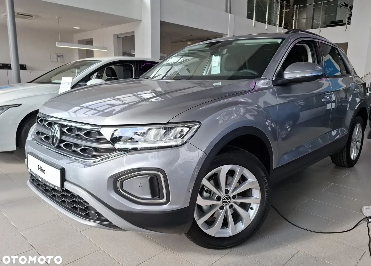 Volkswagen T-Roc 1.5 TSI Life Plus DSG - 1