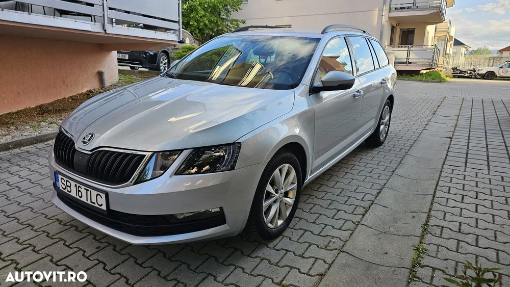 Skoda Octavia 1.6 TDI Ambition - 1