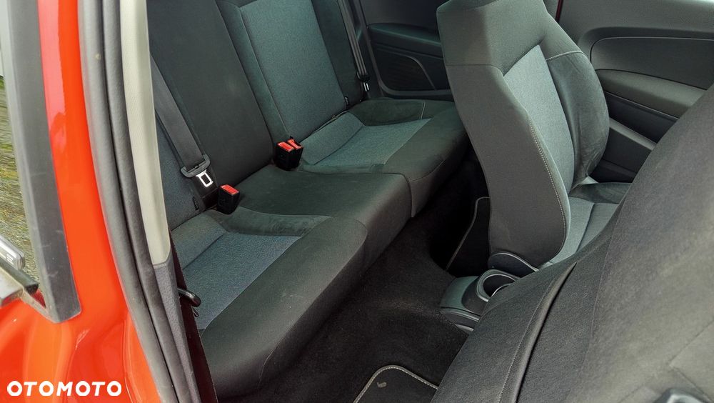 Volkswagen Polo 1.2 Sportline - 19