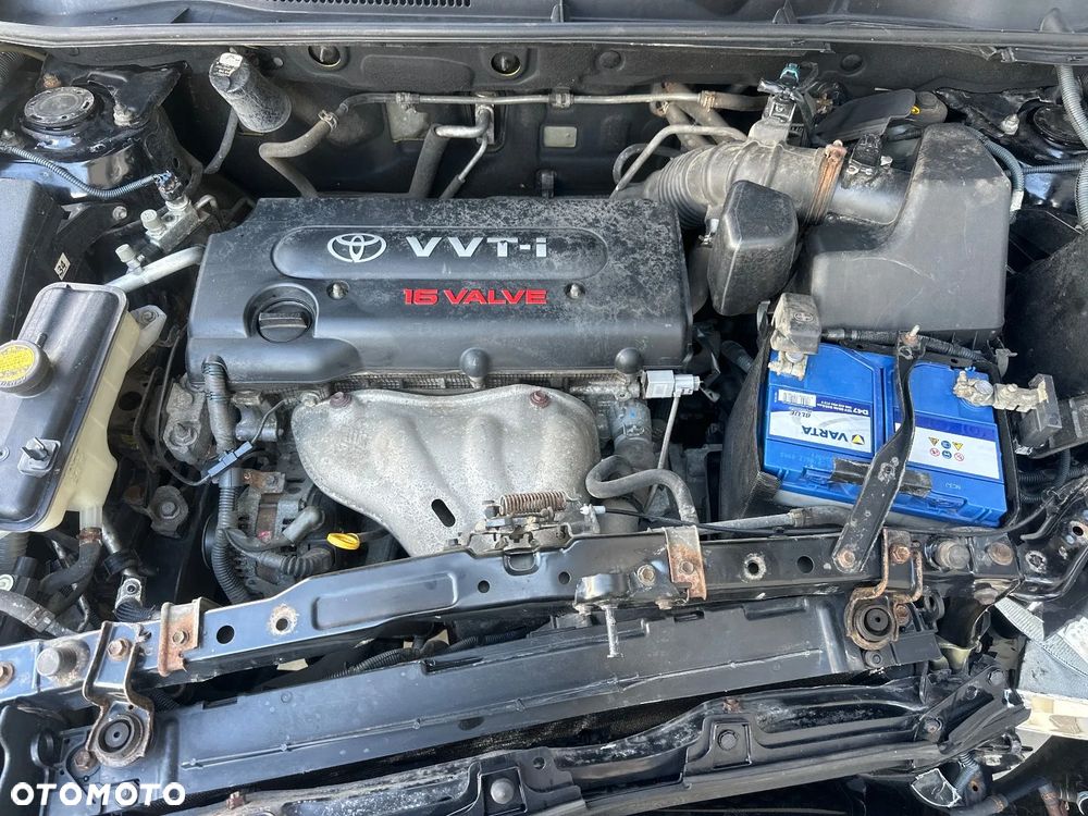 Toyota RAV4 - 6