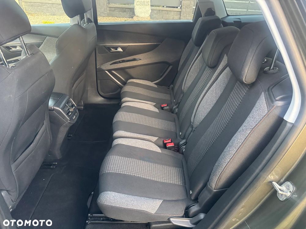 Peugeot 5008 1.2 PureTech Active Pack S&S - 26