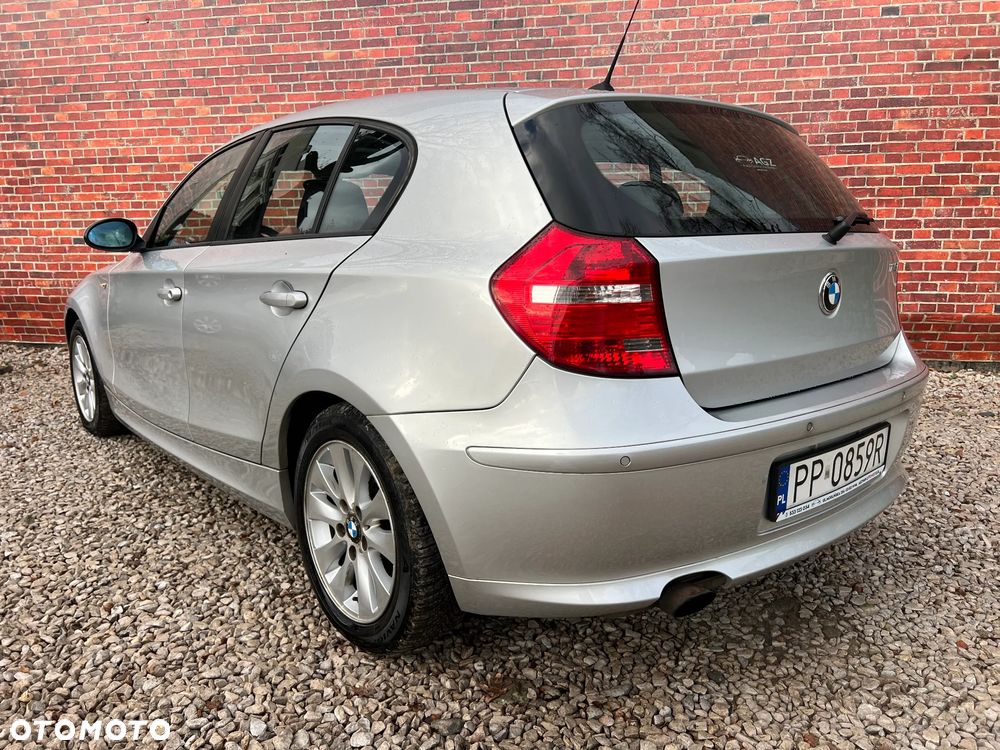BMW Seria 1 116i - 4