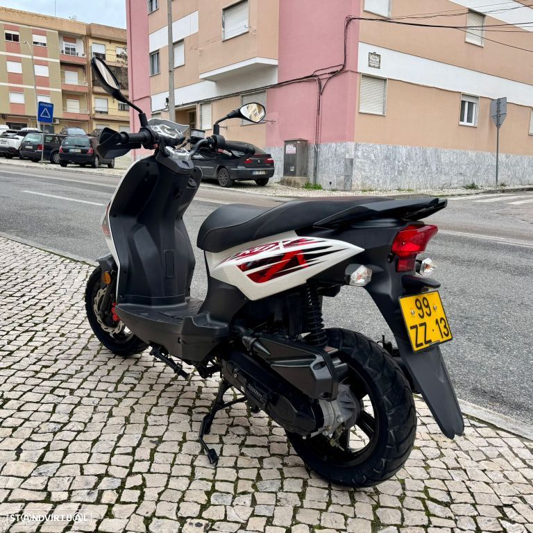 Sym FIDDLE CROX 50 - 20