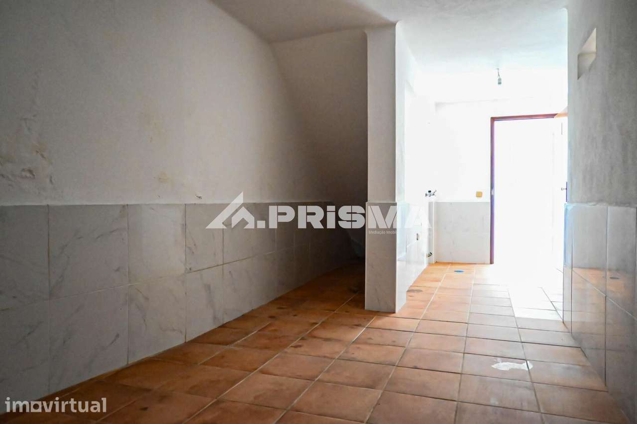 Andar de moradia T2 para arrendamento em Salgueiro do Campo, Castelo B - Grande imagem: 3/26