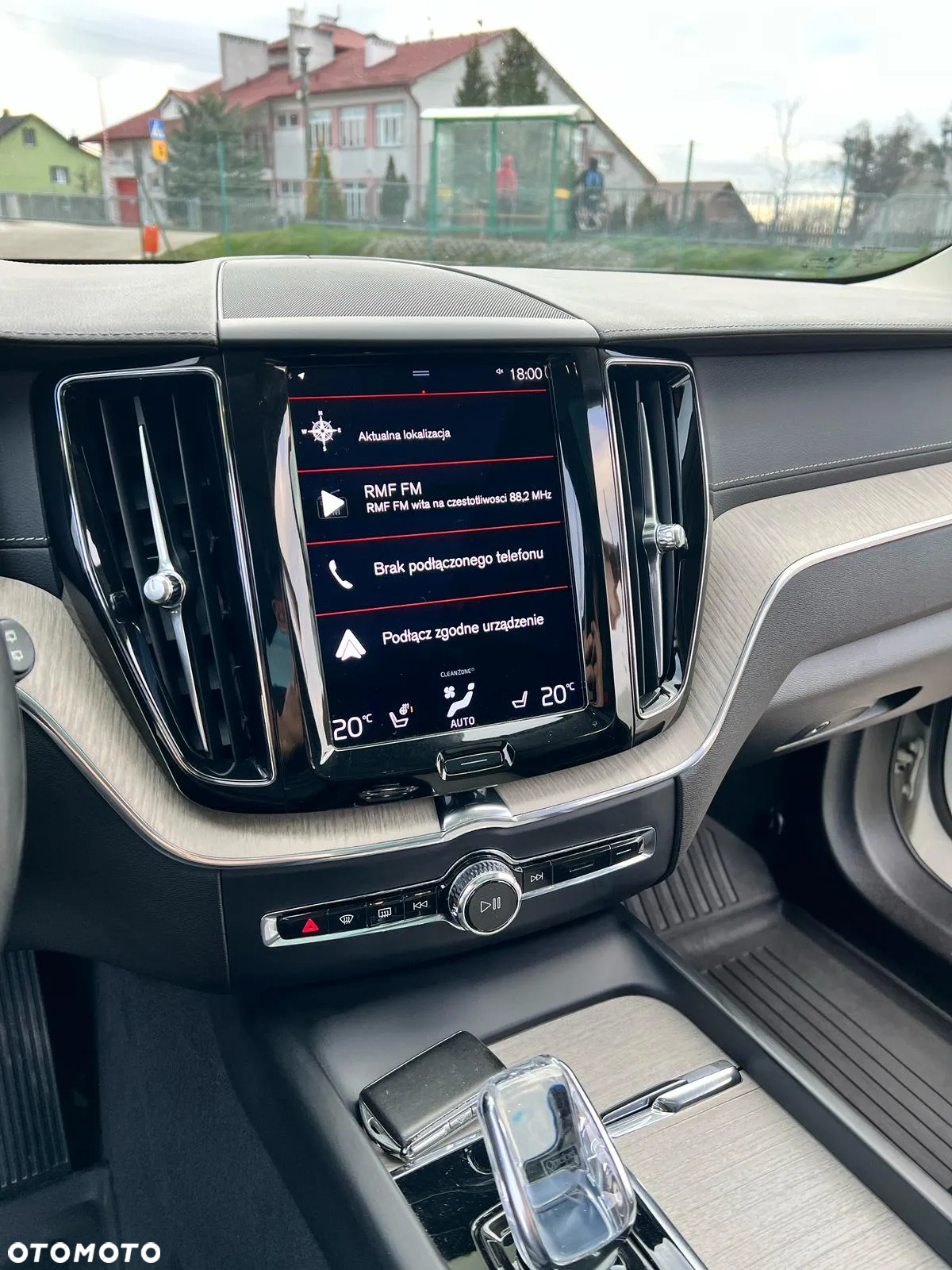 Volvo XC 60 T6 AWD Plug-In Hybrid Inscription - 17
