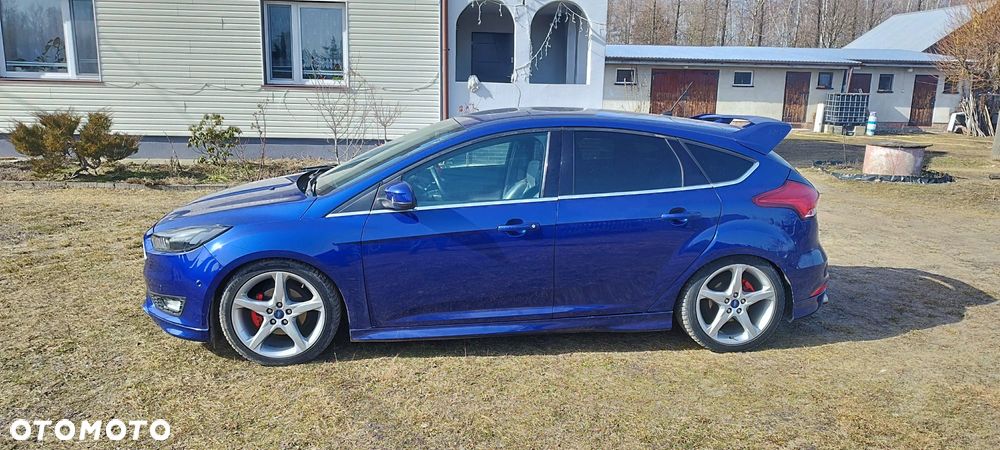 Ford Focus - 11